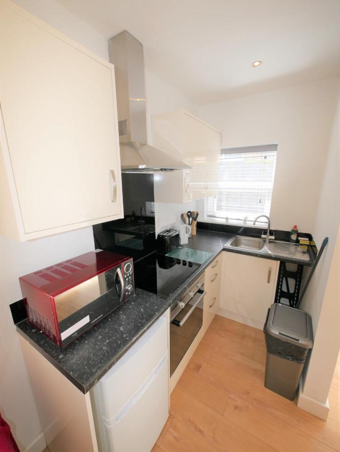 Turay Court Holiday Apartments Bournemouth Exterior photo