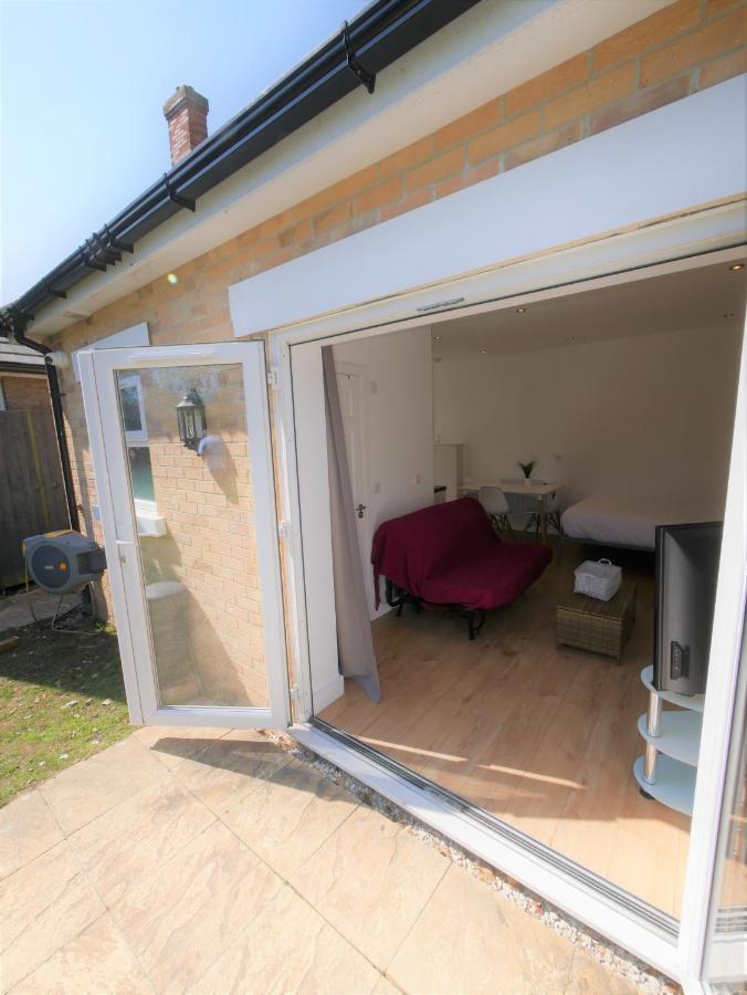 Turay Court Holiday Apartments Bournemouth Exterior photo